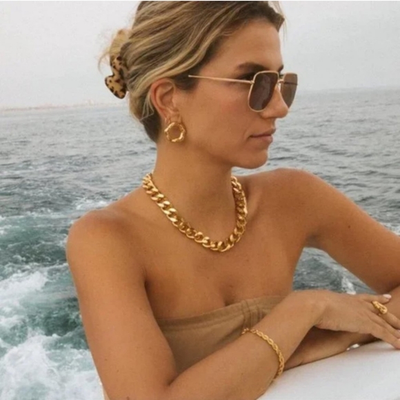 House of Harlow 1960 Jewelry - NWT House of Harlow 1960 Gold Tone Chunky Cuban Link Necklace